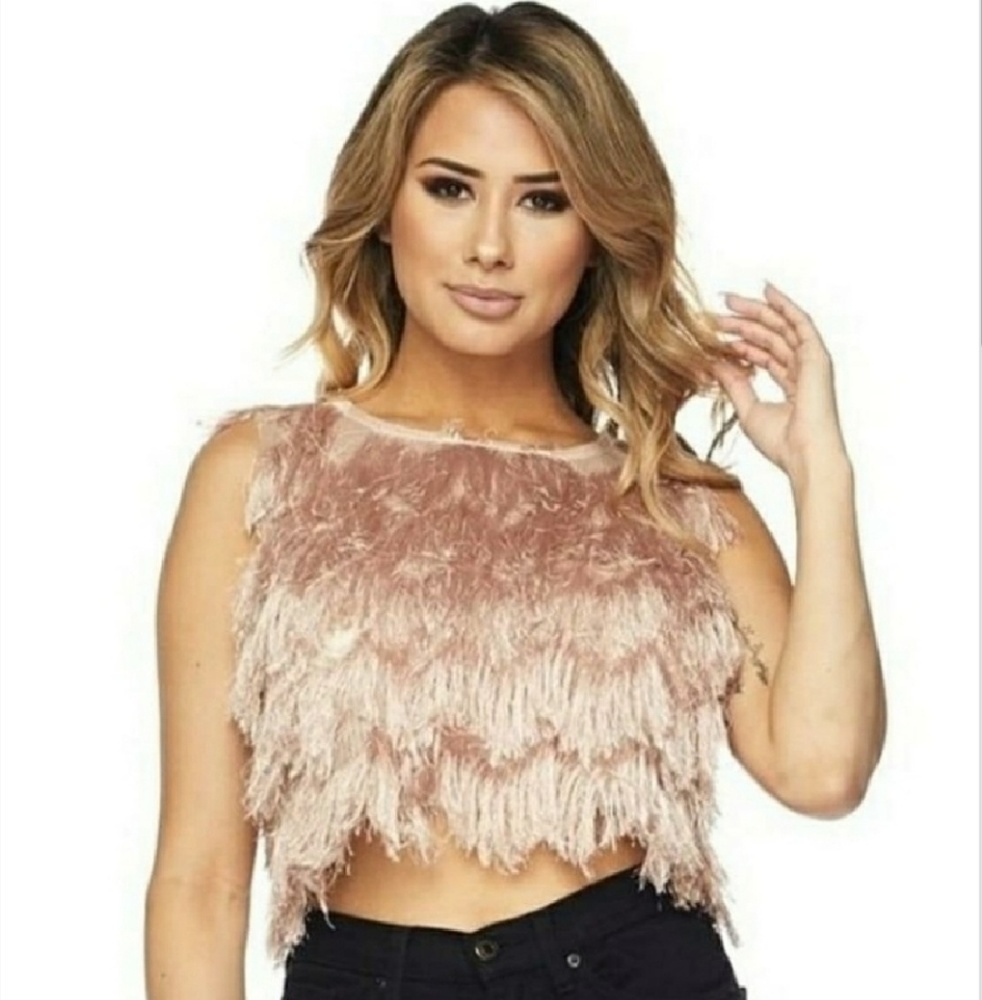 🚨⬇️SALE!💥 Fringe Crop Top